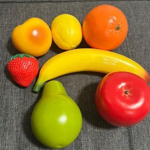 Melissa and Doug fruits